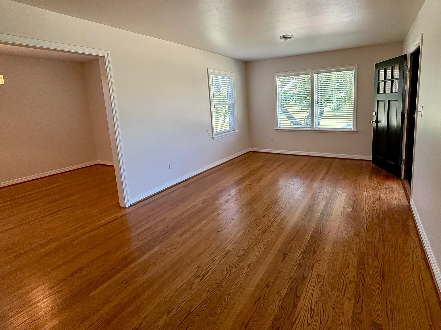 3 bed, 1197 sqft, $1,750 — Photo 2