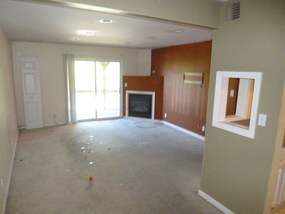 4th image of 1850 Tall Oaks Dr #22