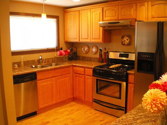 For more photos, go tohttp://www.flickr.com/photos/24151786@N06/