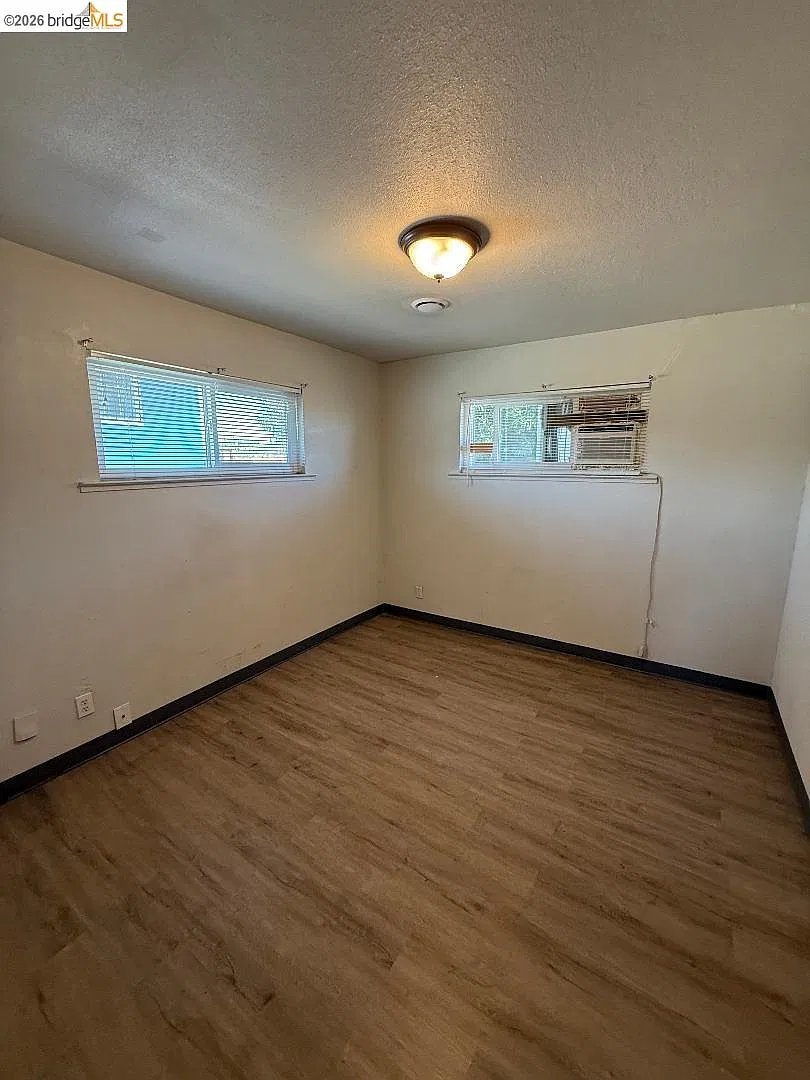 2 bed, 1.0 bath, 850 sqft, $2,450 — Photo 4