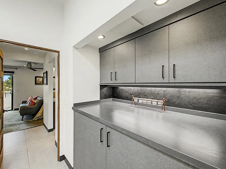 3057 E Rose Ln — Photo 22