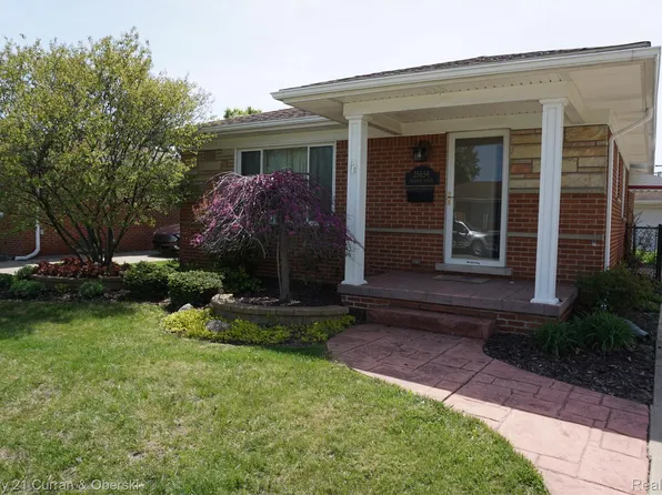 25659 Baldwin St, Dearborn Heights, MI 48127