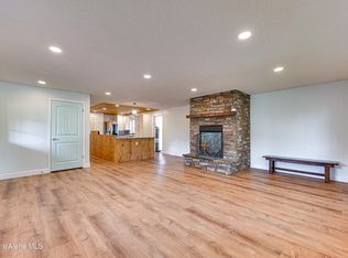 519 N Division Ave, Sandpoint, ID 83864