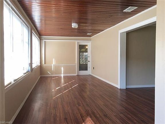 4th image of 18 Becker Dr