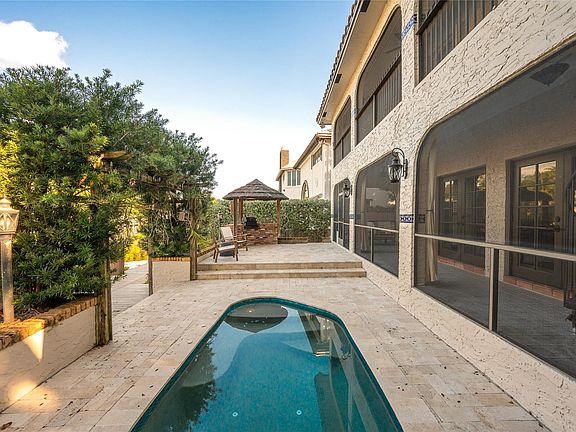 5th image of 1417 Ponce De Leon Drive
