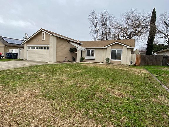 2nd image of 39 Suntrail Cir