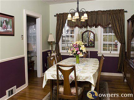 Dining room 11x13