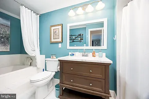 2 bed, 864 sqft, $2,495 — Photo 3