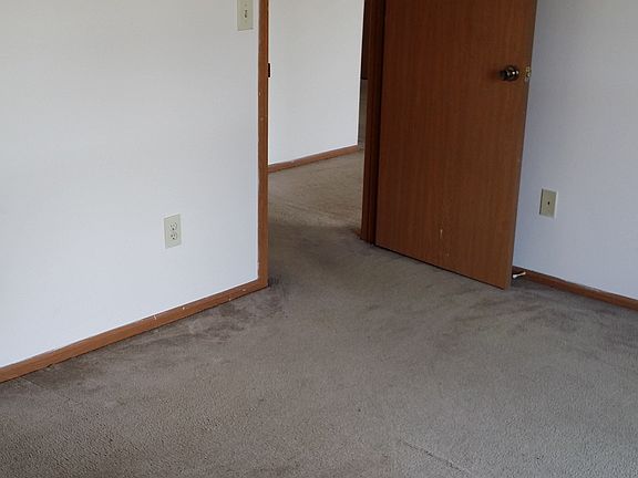 4th image of 2171 Gables Lake Dr