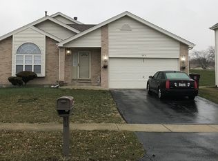 905 Laura Ln, Sauk Village, IL