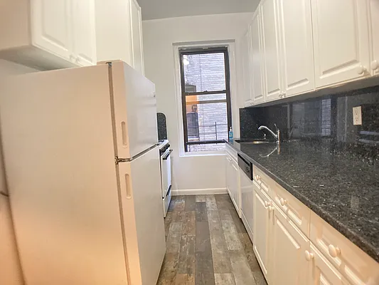 Rented by Bohemia Realty Group | media 3