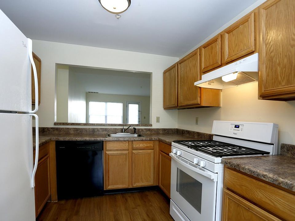 1st image of 1308 Hemlock Ct