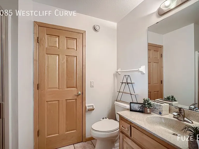 1085 Westcliff Curv — Photo 11