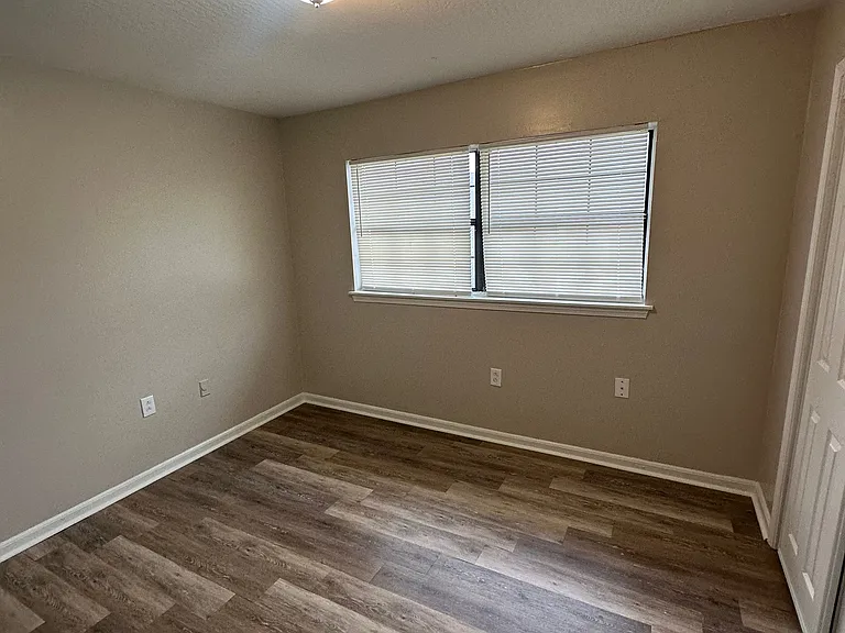 3995 Morningside Dr #3 — Photo 7