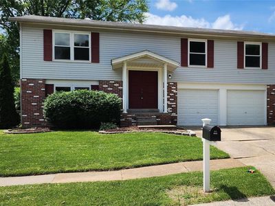 2240 Larbrook Dr, Florissant, MO, 63031