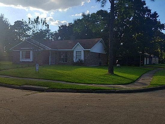 1st image of 11627 Wood Shadows Dr