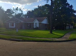 11627 Wood Shadows Dr, Houston, TX 77013