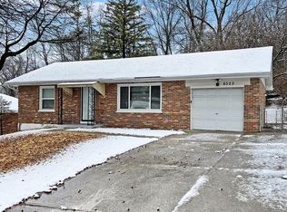 8323 Hawkesbury Dr, Saint Louis, MO