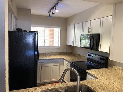 3rd image of 7494 E Earll Dr #203-1
