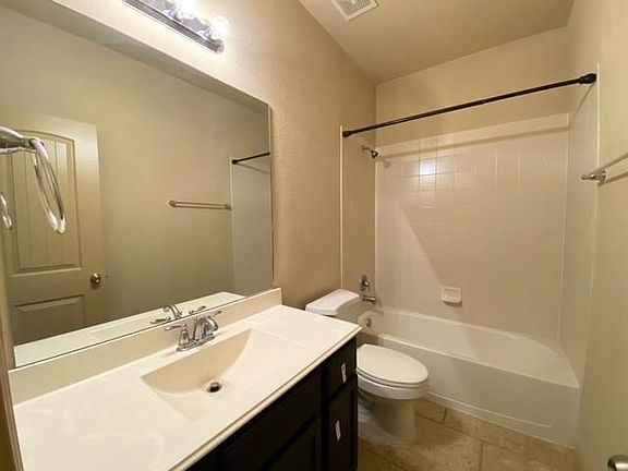 5th image of 22742 Pantego Ln