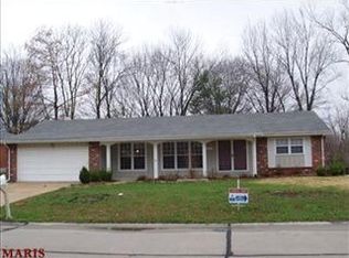 4133 Concord Oaks Dr, Saint Louis, MO 63128