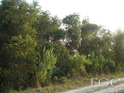 2nd image of 5752 Royal Okley Ln