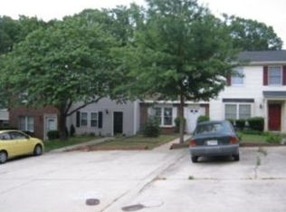 294 Roswell Commons Cir, Roswell, GA 30076