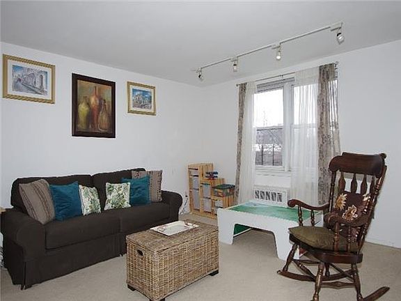 4th image of 315 W 232nd St APT 4-C