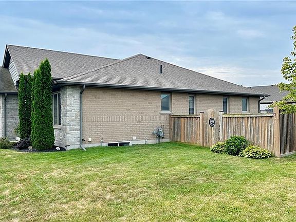 3rd image of 66 Driftwood Dr