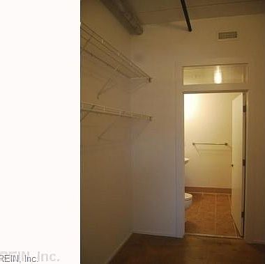 2nd image of 433 Saint Pauls Blvd