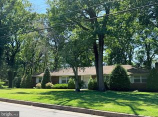 8 Oak Dr, Bridgeton, NJ 08302