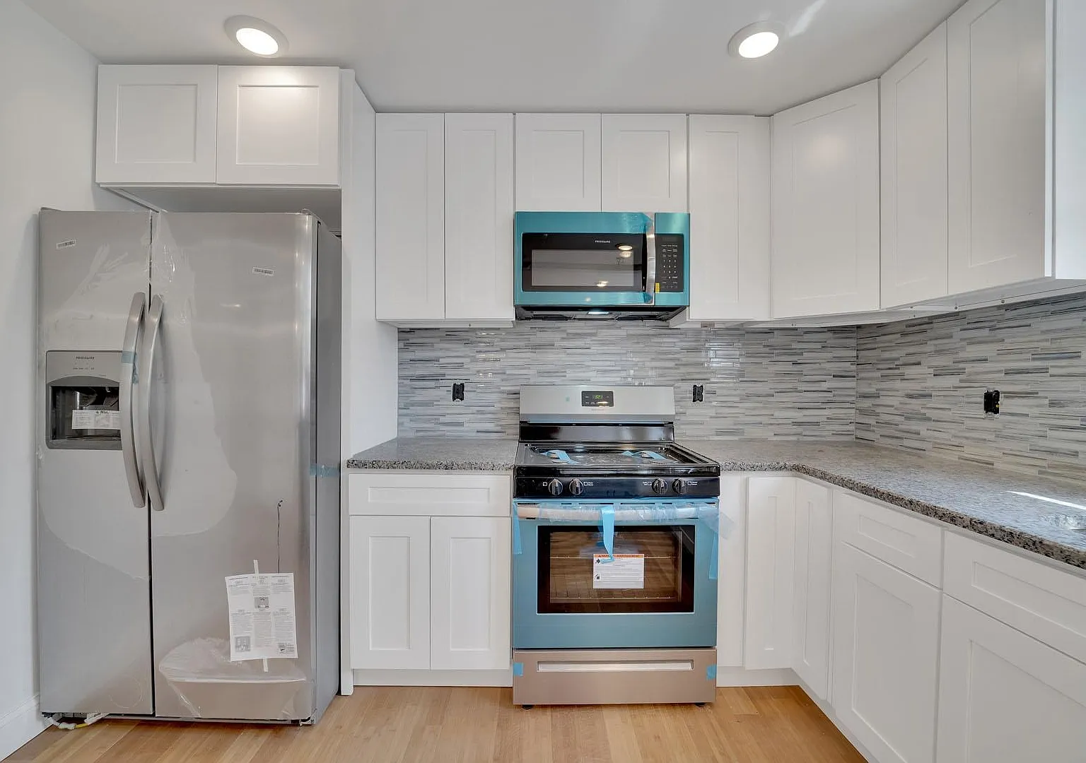 2 bed, 2.0 bath, $2,600 — Photo 3