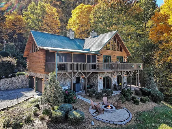738 Sequoyah Dr, Waynesville, NC 28785