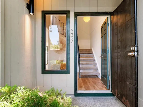 425 W Freeway Drive, Napa, CA 94558