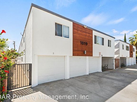2nd image of 1019 Cedar Ave #4