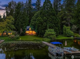 2459 215th Avenue SE, Sammamish, WA 98075