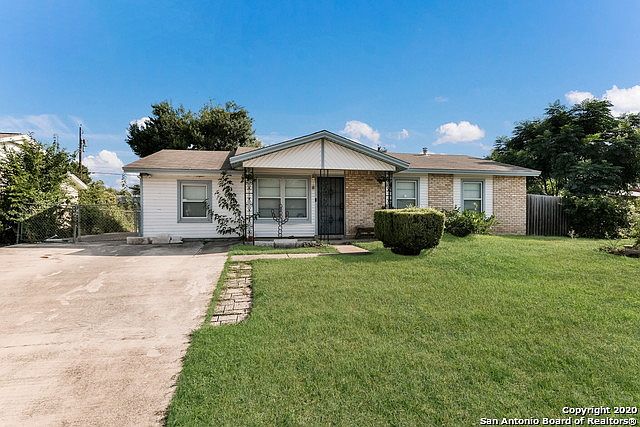 1st image of 5907 Seacomber Pl