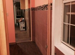 689 Onderdonk Ave, Flushing, NY 11385