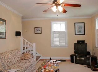 2220 Blossom St #2222, Columbia, SC 29205