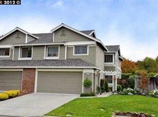 16 Rainbow Cir, Danville, CA 94506