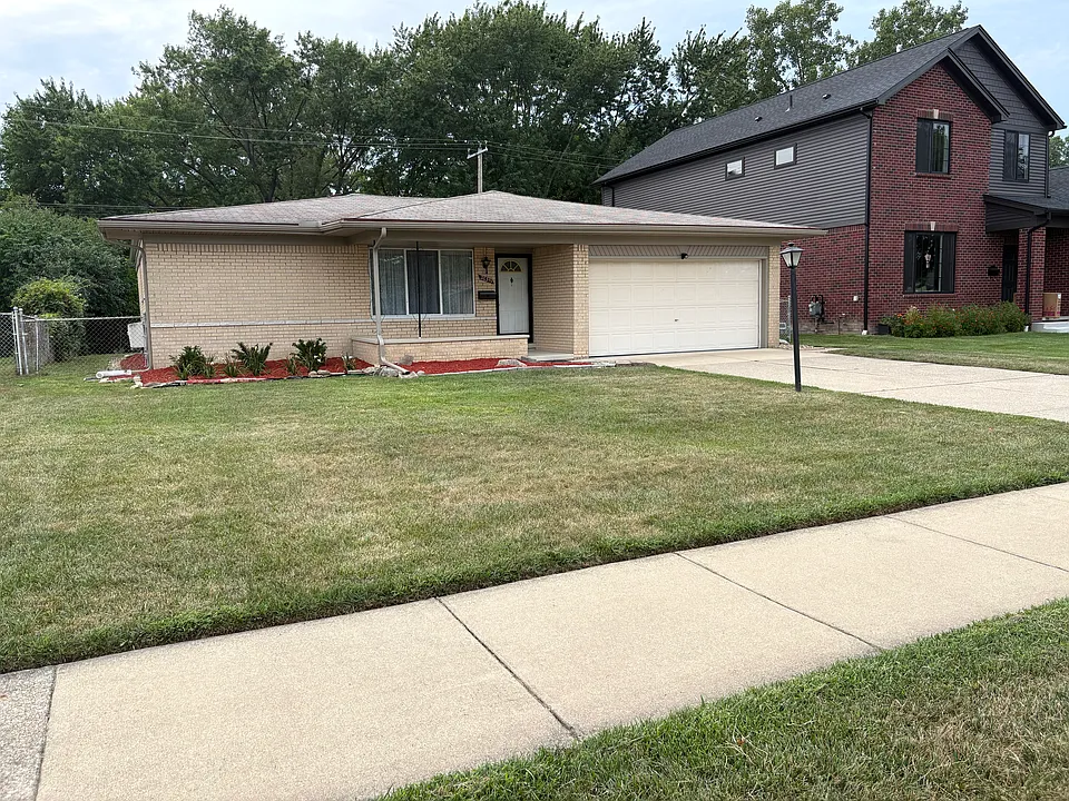 36357 Weber Dr