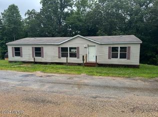 760 Lone Elm Rd, Lexington, TN 38351