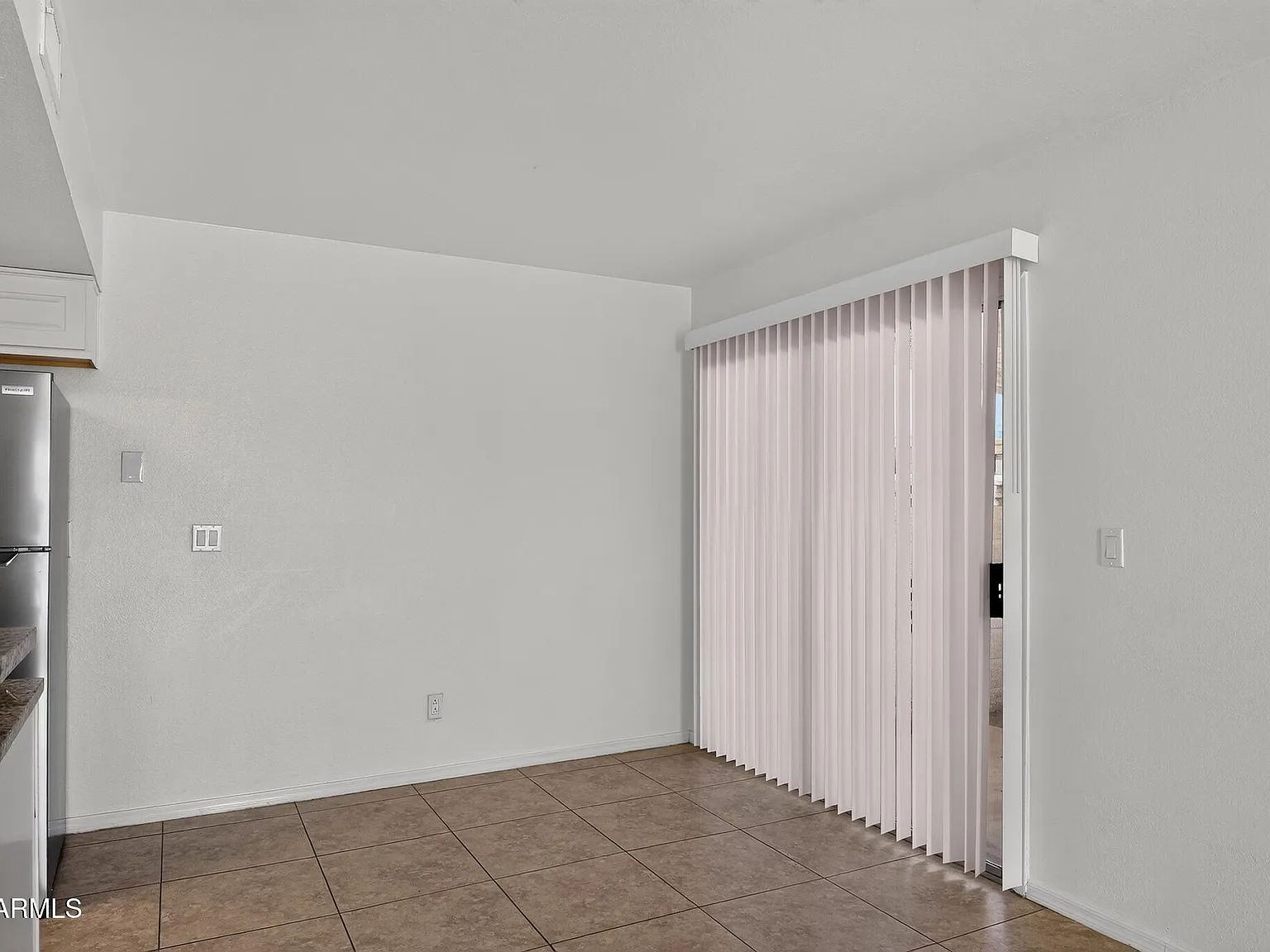 3 bed, 2.0 bath, 1080 sqft, $1,435 — Photo 4