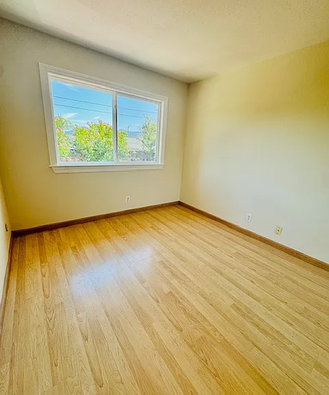 1270 Bouret Dr #4 — Photo 10