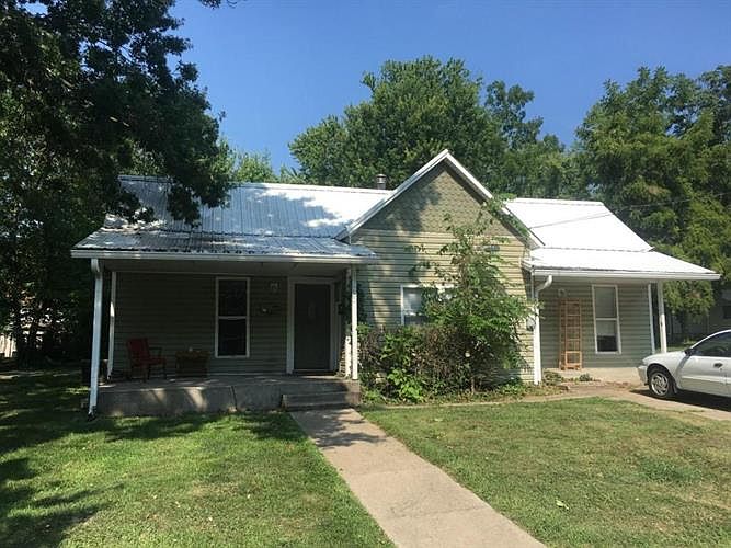 1st image of 703 N 6th St #A