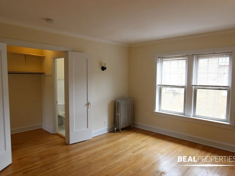 2112 W Ainslie St #N3 — Photo 1