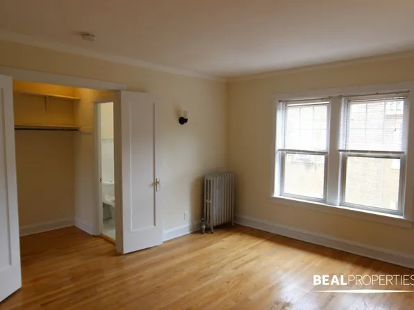 2112 W Ainslie St #N3, Chicago, IL 60625