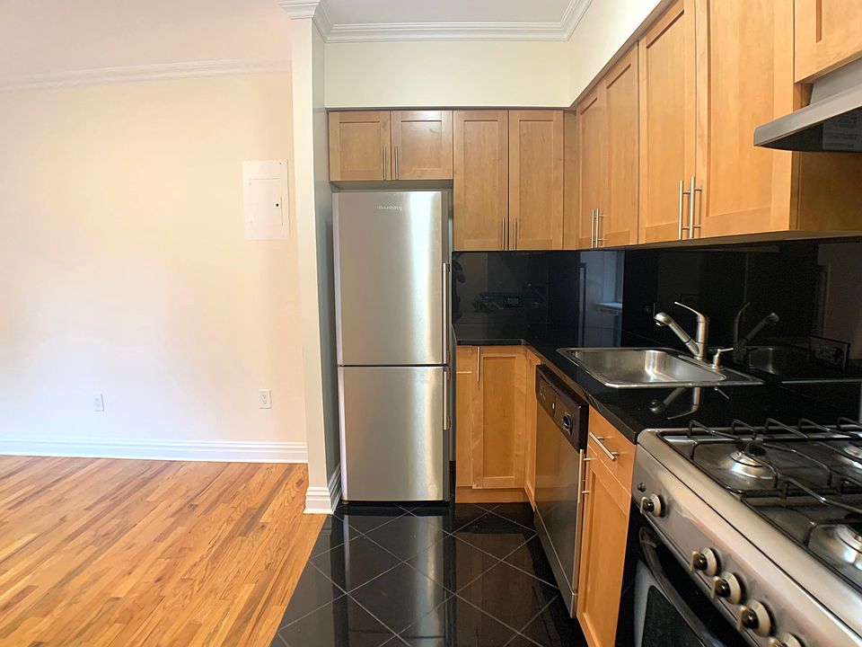1st image of 355 W 51st St APT 54