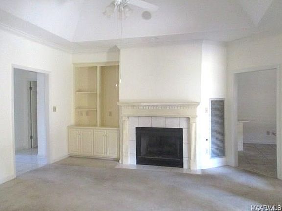 3rd image of 3508 Summerhill Dr
