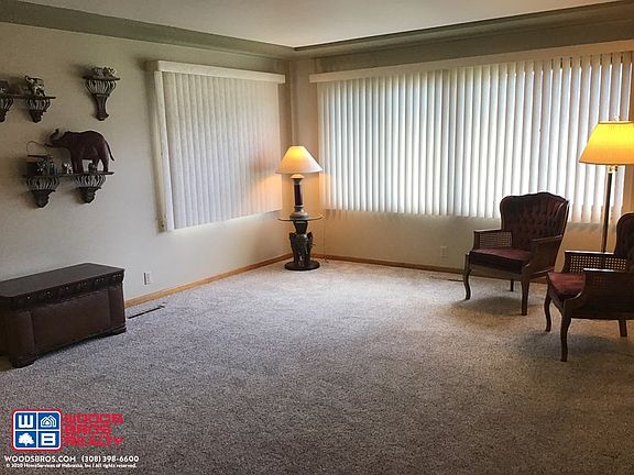 3rd image of 2512 W Phoenix Ave